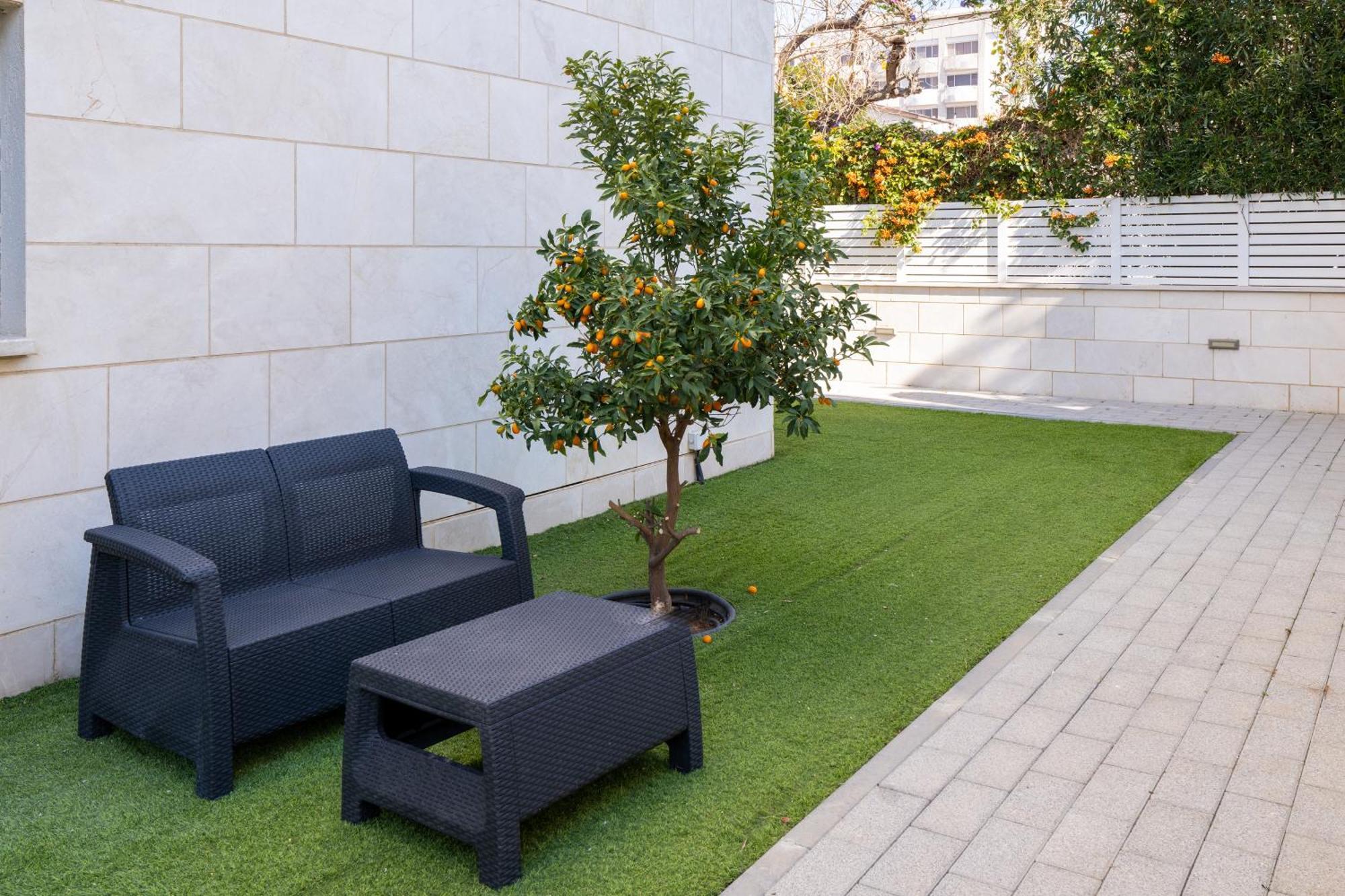 Balfour Sea View City Center Nahariya Εξωτερικό φωτογραφία