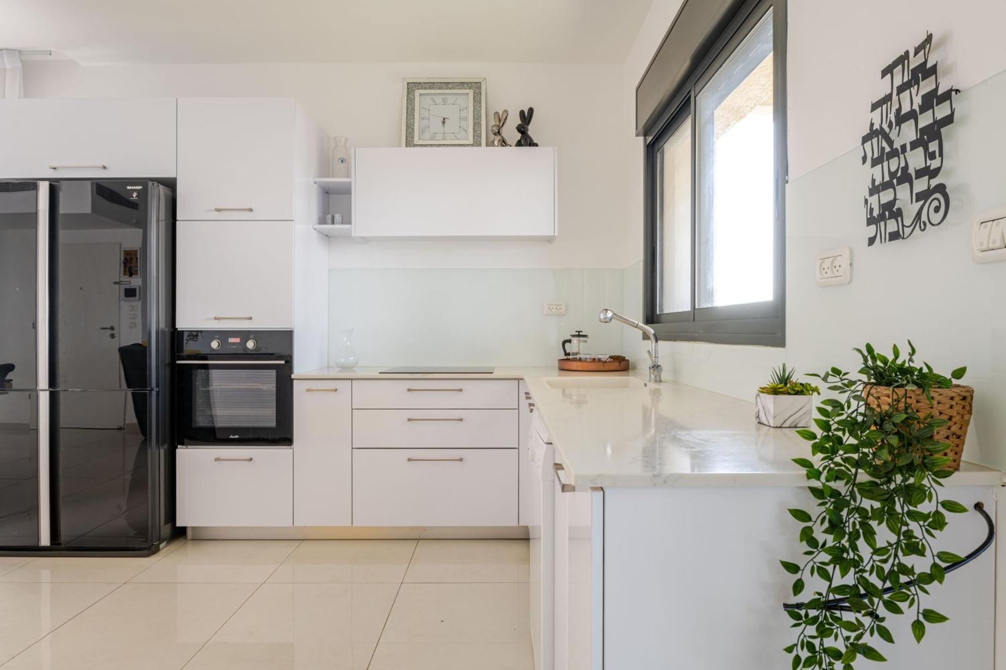 Balfour Sea View City Center Nahariya Εξωτερικό φωτογραφία
