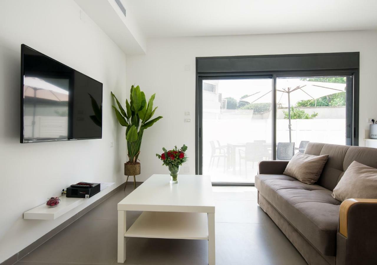 Balfour Sea View City Center Nahariya Εξωτερικό φωτογραφία