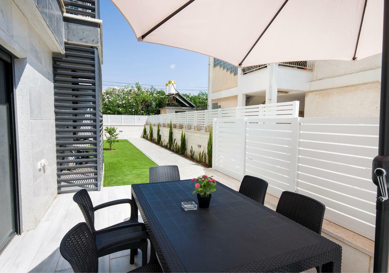 Balfour Sea View City Center Nahariya Εξωτερικό φωτογραφία
