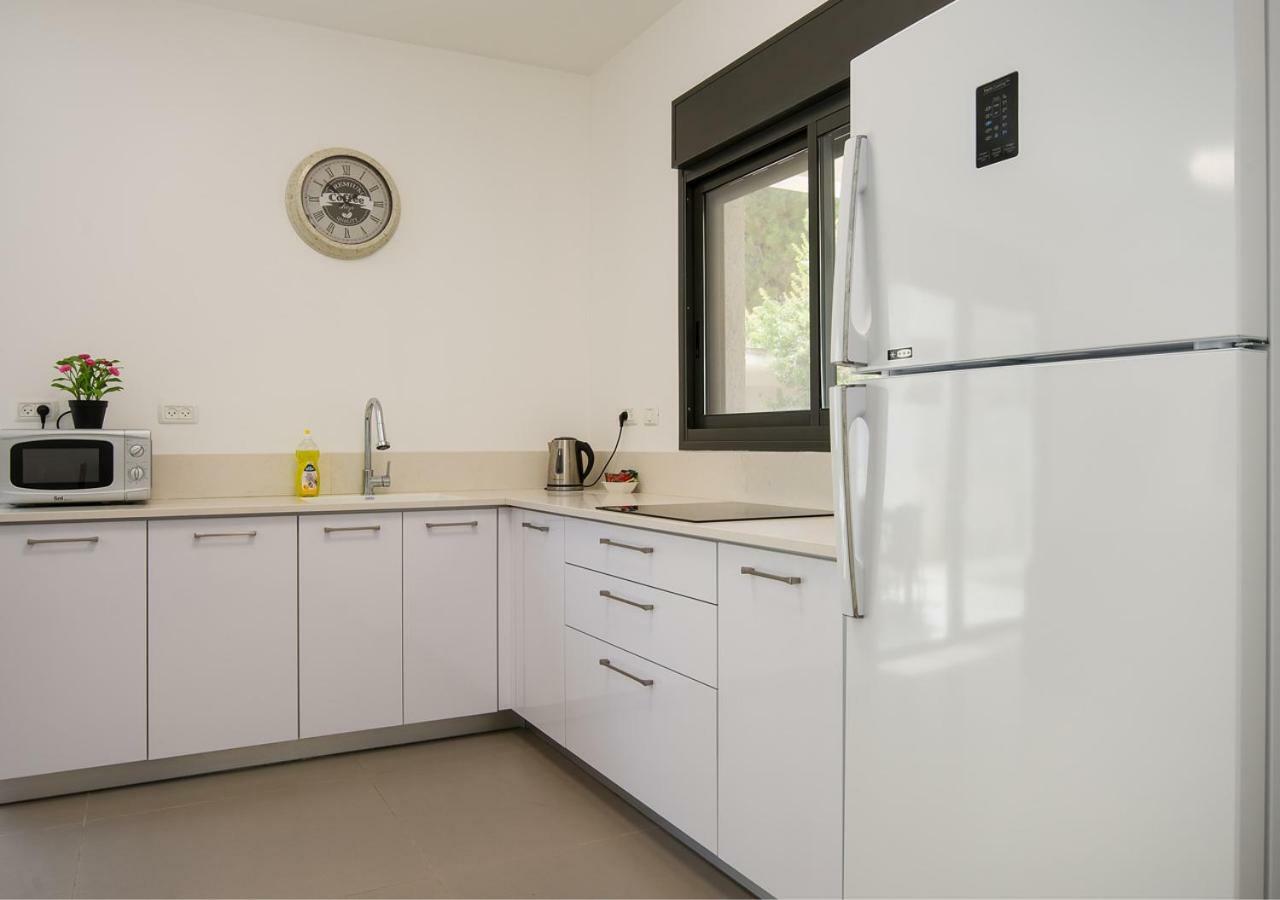 Balfour Sea View City Center Nahariya Εξωτερικό φωτογραφία