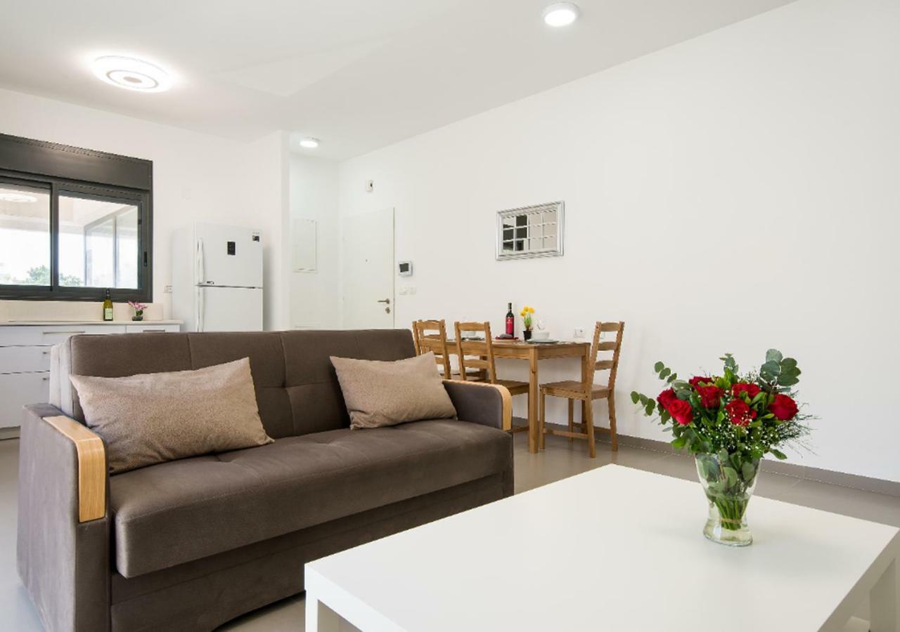 Balfour Sea View City Center Nahariya Εξωτερικό φωτογραφία